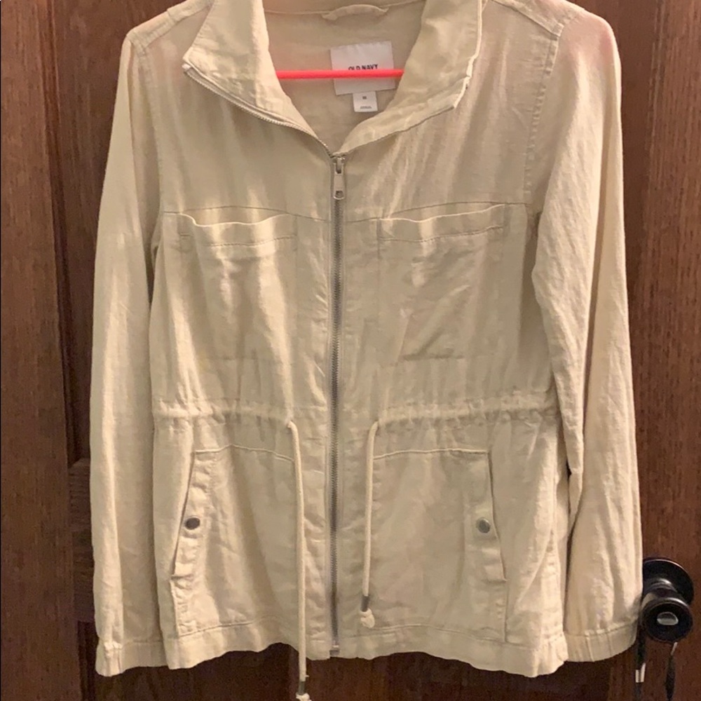 Lightweight jacket